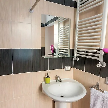 Tufaro Private Bed & Breakfast