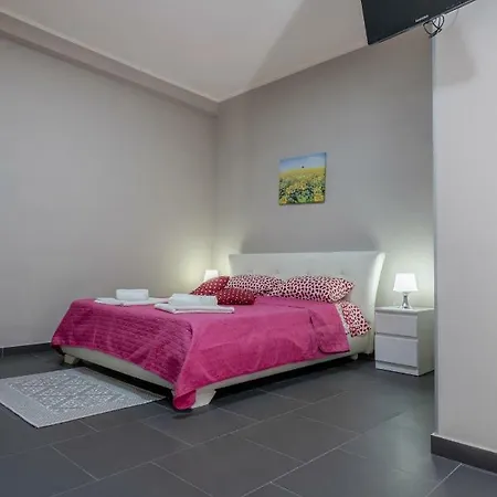 Tufaro Private * Macerata Campania